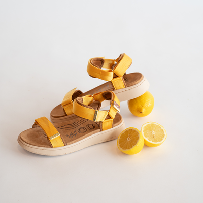 WODEN Line Sandals 115 Old Gold