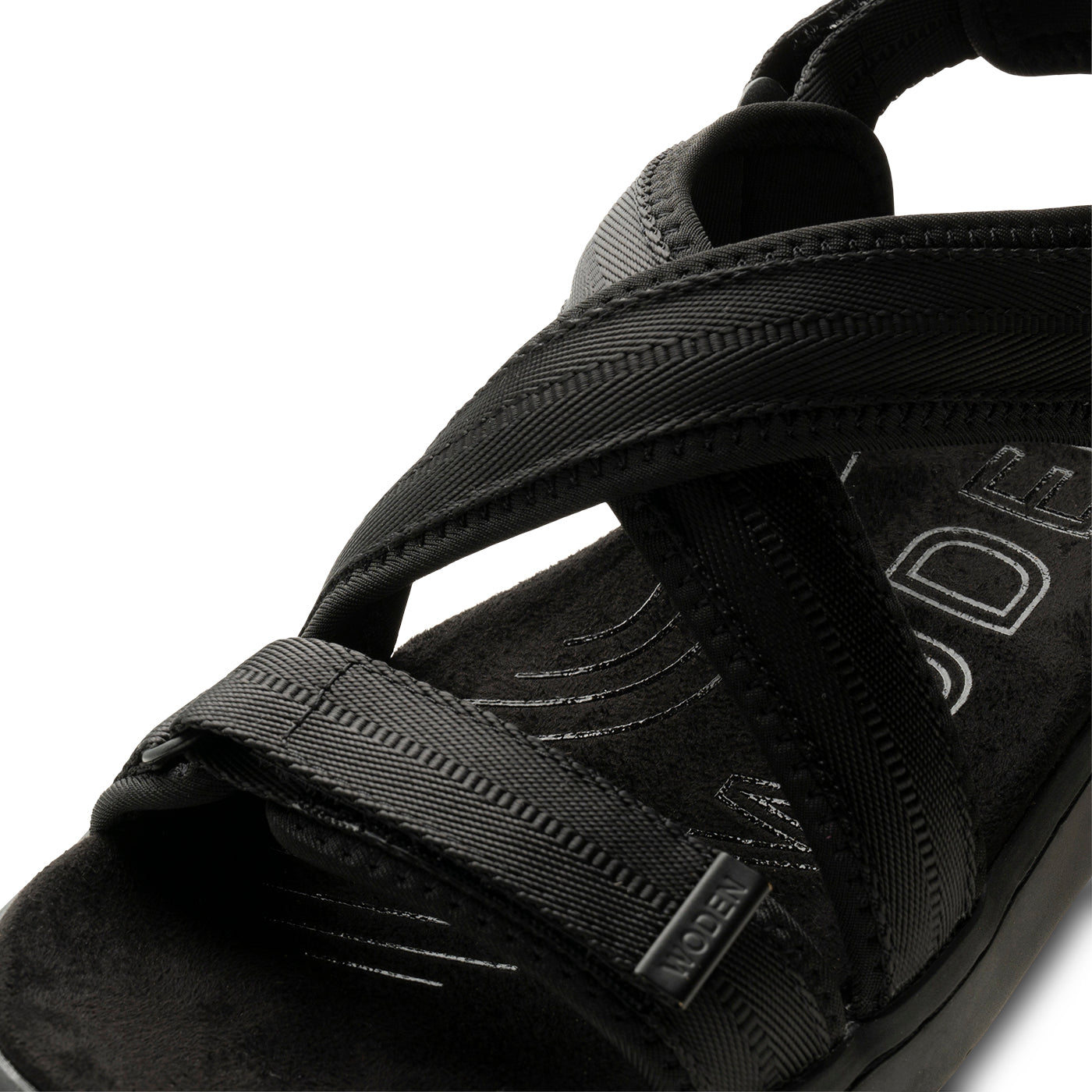 WODEN Line Cross Sandals 020 Black