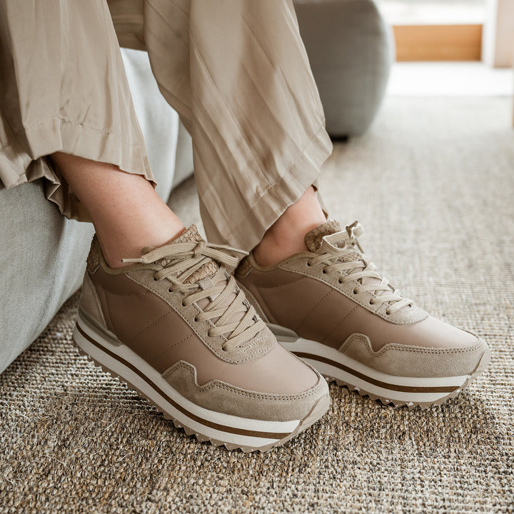 Woden Dames Sneakers Wit Leer Nora III Leather Plateau Silver Mink