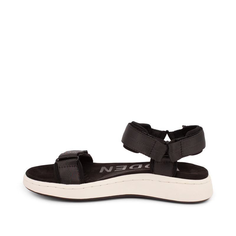 WODEN Line Sandals 020 Black